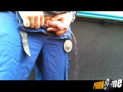 jens108 - Pinkelpause beim LKW-Fahren